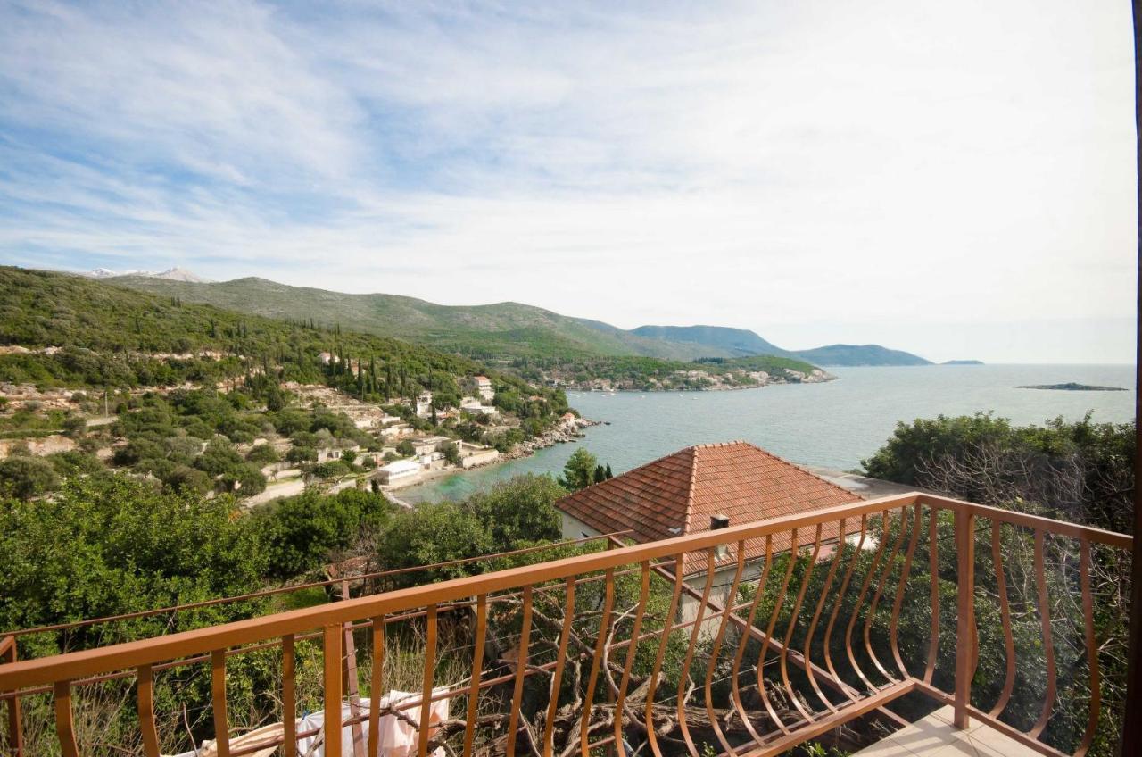 Guest House Rooms Rose Molunat Exterior foto
