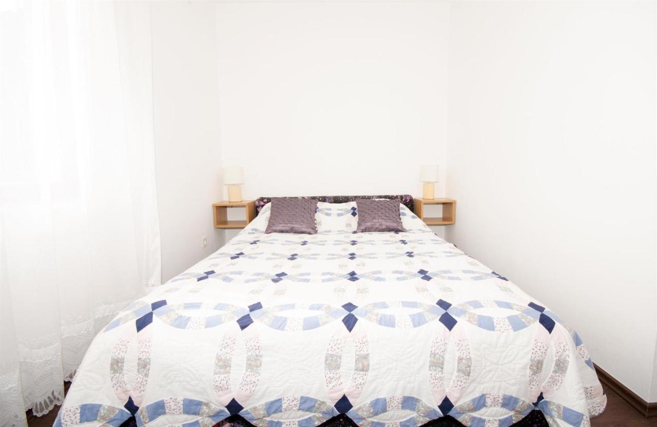 Guest House Rooms Rose Molunat Exterior foto